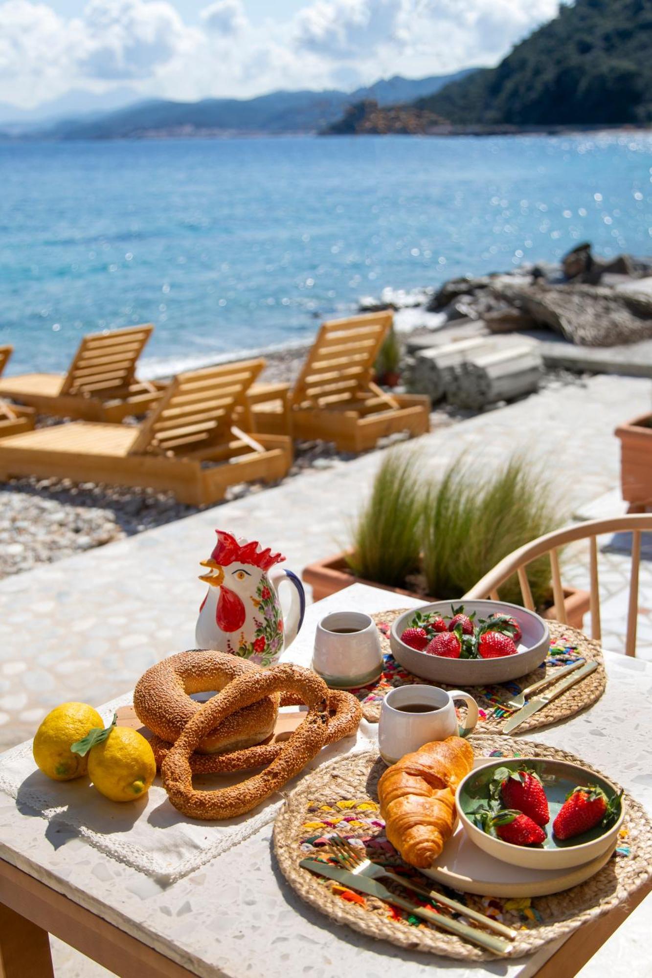 Aegean Stories Pelagos Suites Avlakia Buitenkant foto